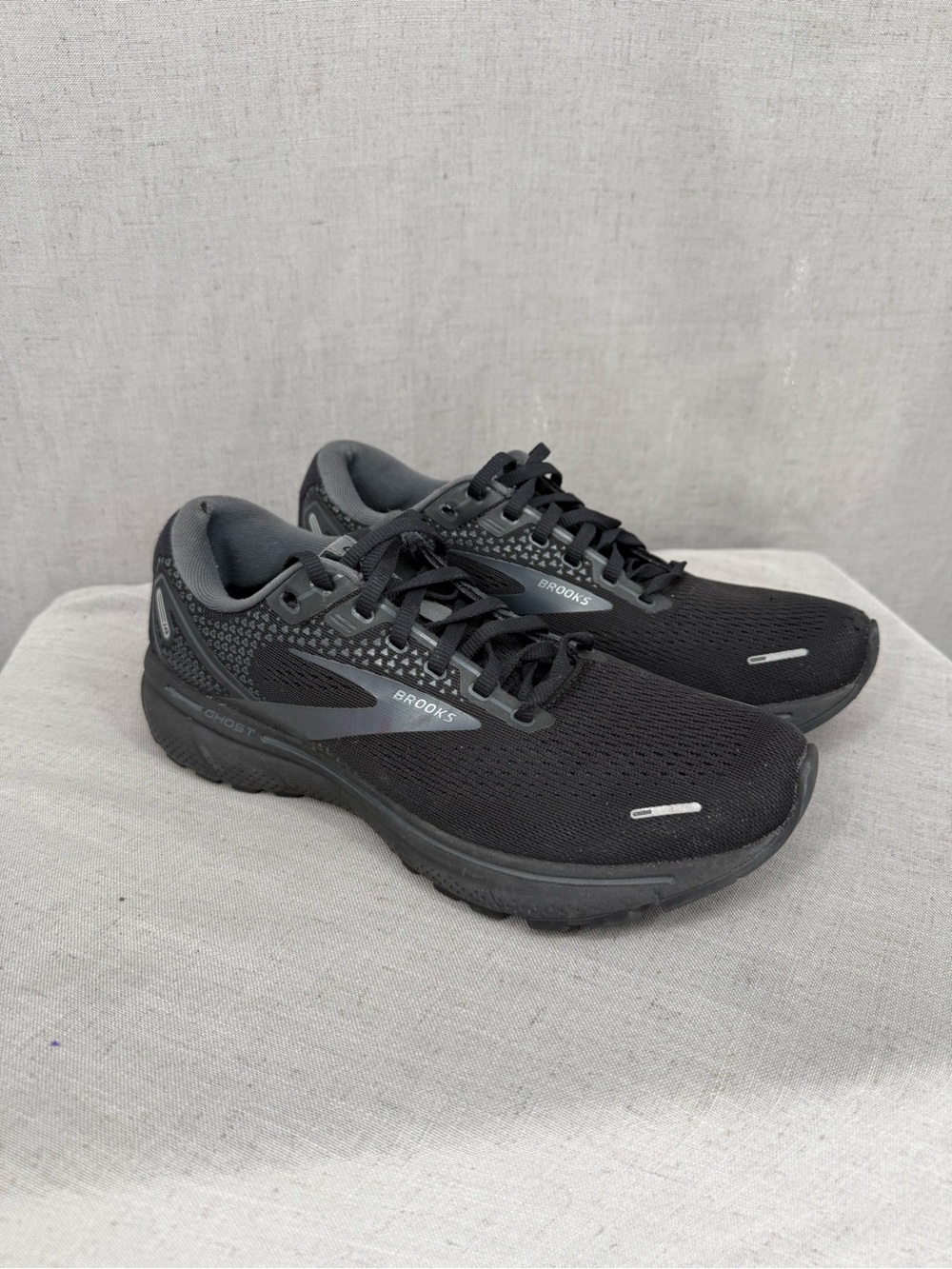 Brooks Womens 10 2AGhost 14 Sneaker Shoes Black Road Running Comfort Walking Gym